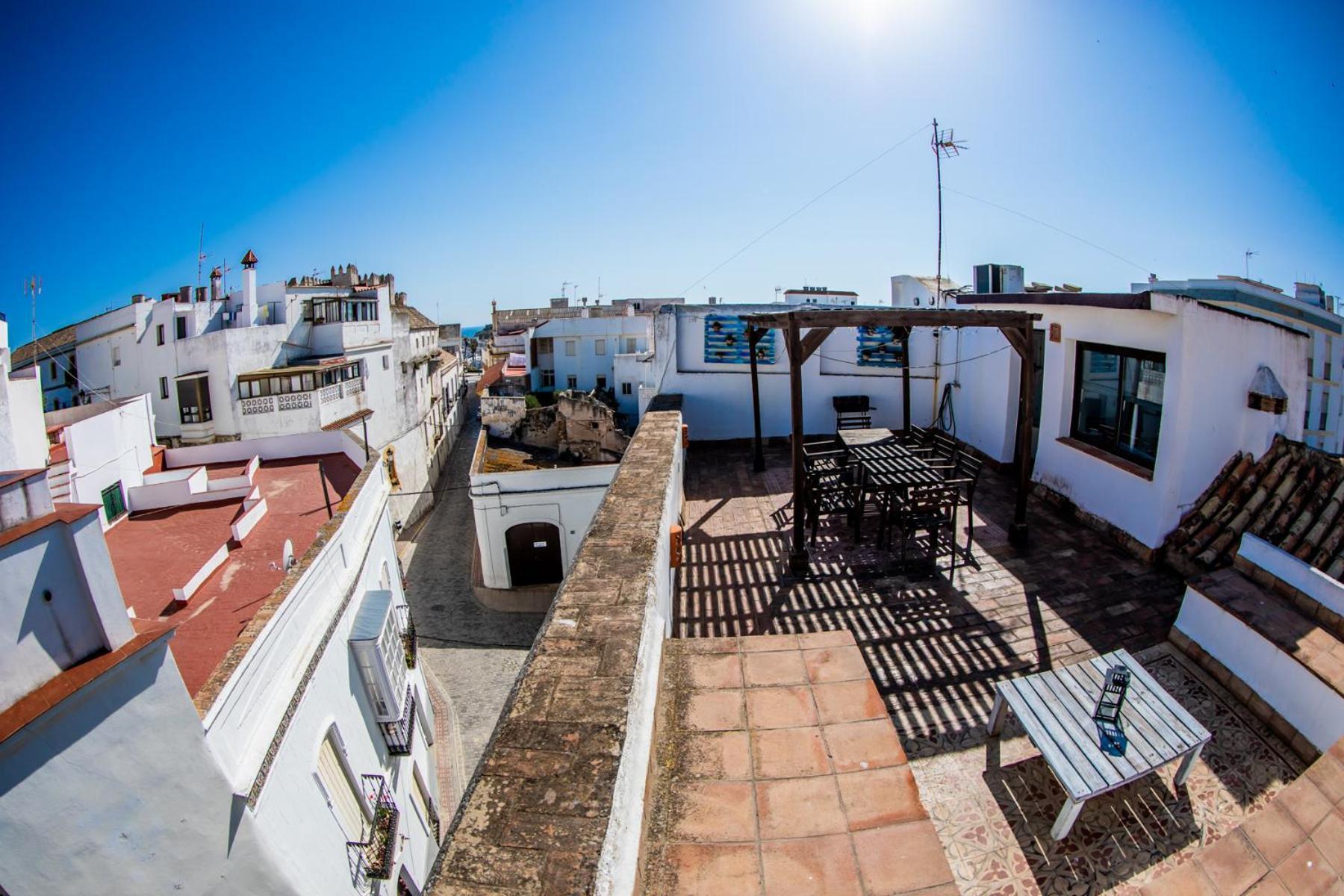 Edificio Reformado Con 2 Pisos En Tarifa Centro Apartment Exterior photo